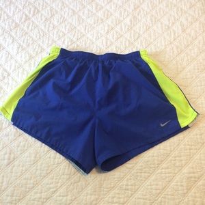 Nike dri-fit running shorts with liner Large